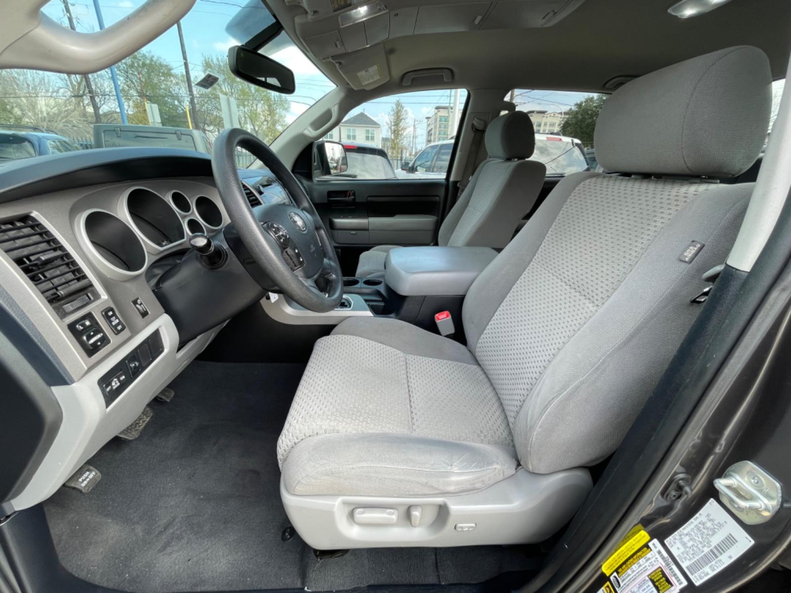 2012 Gray /Silver Toyota Tundra (5TFEY5F17CX) , located at 1501 West 15th St., Houston, 77008, (713) 869-2925, 29.797941, -95.411789 - Photo #4